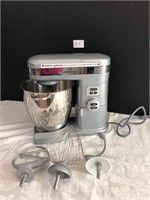 Cuisinart Stand Mixer