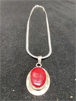 .925 STERLING SILVER NECKLACE WITH STONE