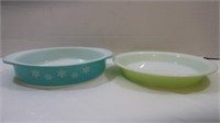 Vintage Pyrex Pie Dish & Bakeware- 8"