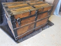 BEAUTIFUL WOOD STEAMER TRAVEL TRUNK Pirate Chest