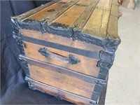 BEAUTIFUL WOOD STEAMER TRAVEL TRUNK Pirate Chest
