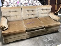 3 cushion couch very good condition