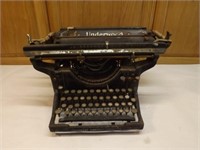 UNDERWOOD Typewriter