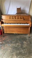 Kawai Piano In Oak Wood Finish