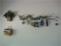 Bird House Wall Decor & Baskets