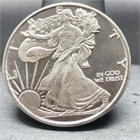 SILVER WALKING LIBERTY 1/2 OUNCE ROUND