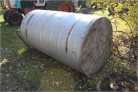 500 gal fuel tank with nozzel