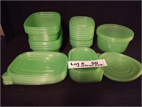 PLASTIC CONTAINER SET 18 CONTAINERS WITH LIDS