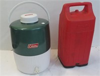 Coleman items-insultated jug & lantern caddy