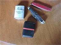 2 Jackknives & Pair Lighters