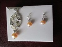Necklace & earring with pink pearls set