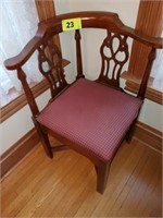 SOLID MAHOGANY CORNER CHAIR