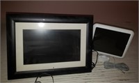 Digital Picture Frame, Other