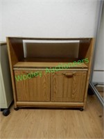 2'x2' Office Table/cabinet
