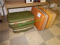 (4) Luggage Cases