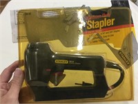 Stanley electric stapler