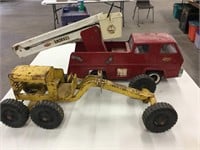 Tonka fire truck and structo toy