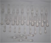 GOOD SET OF ENGLISH SILVER FLATWARE