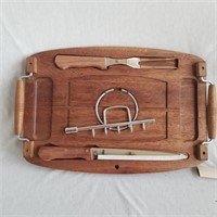 Carving tray