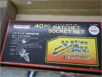 40pc ratchet socket set NIB