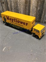 Ralstoy Mayflower tractor/trailer, 8.5L