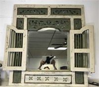 Wall mirror w/ decorative frame