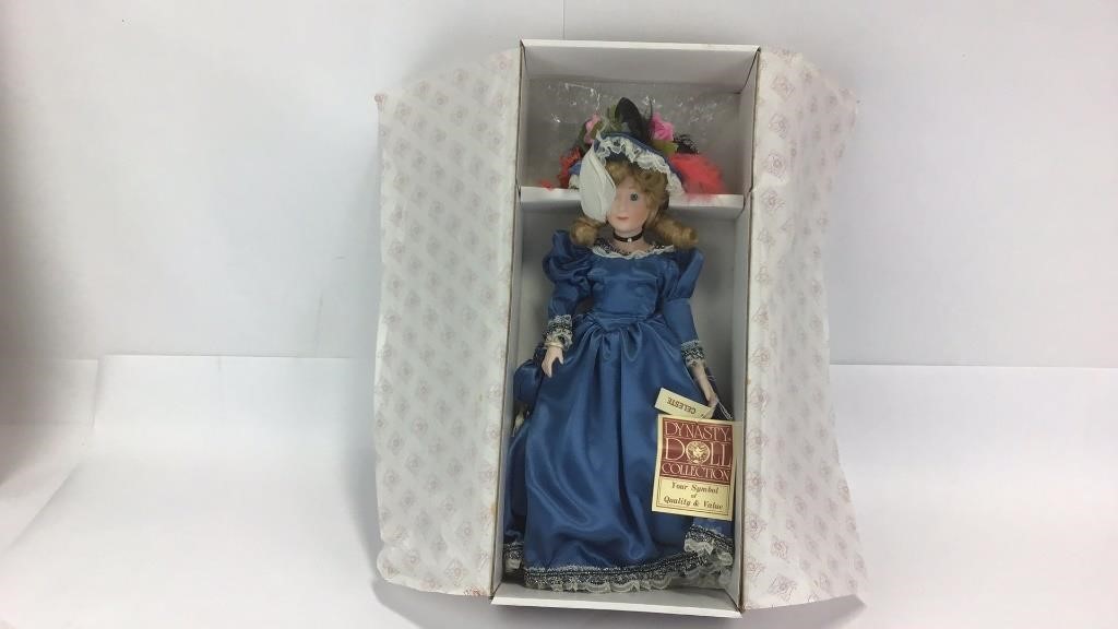 Oct 26-Online Vintage Toys, Dolls & Fun Stuff  Auction