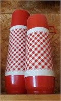 Red / white gingham thermos (2)