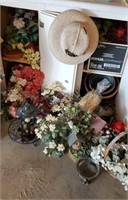 Floral DIY, planters, raffia, moss, silk flowers