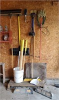 Hand tools, brooms, pooper scooper, wheel chocks