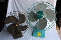 2 vintage fans (blue one works)