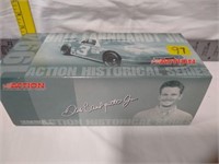 NASCAR 1994 #3 Dale Earnhardt Historic Diecast NIB