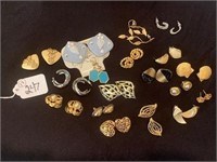 PIECES ASSORTED JEWELRY