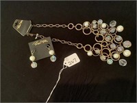 PIECES - NECKLACE / PAIR EARRINGS