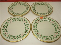 4 Medium LENOX Plates