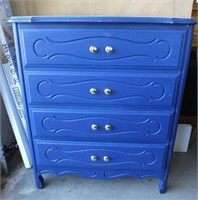 4-DRAWER WOODEN DRESSER