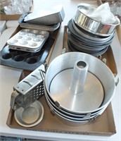 METAL BAKING WARE