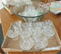 GLASS PUNCH BOWL W/CUPS