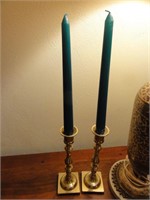 Lamp (35") *works - 2 candlesticks