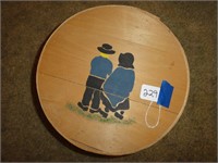 Wooden Amish hat box (6" x 11")
