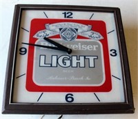 Budweiser Light Clock, lights up and runs