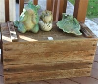 3 ceramic frogs, wooden chest (no bottom);