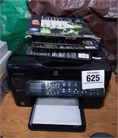 HP color printer w/ ink cartridges