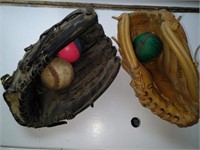 2 baseball gloves w/balls