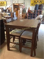 Modern Dining Room Table 48x36x36 and 4 Chairs