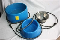 3 heated dog bowls