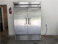 True Stainless Steel Commercial Freezer. It Works!