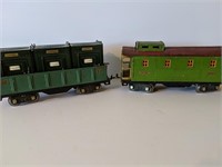 Lot of 2 Lionel Cars (512 & 517)
