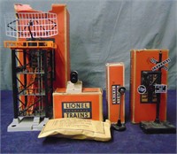4 Nice Boxed Lionel Accessories