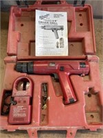 Milwaukee 3/8 Driver Drill With Charger